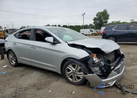 2019 Hyundai Elantra Sel из США, поврежденный, VIN 5NPD84LFXKH407427